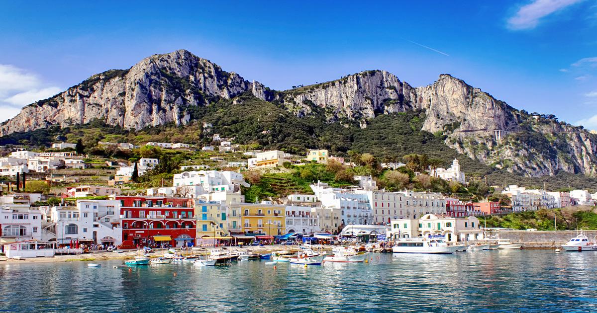 Coach Hire Service / Bus Charter / Rent a Bus with Driver in Capri